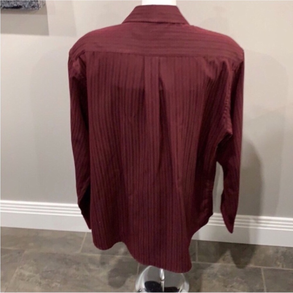 Croft & Barrow Men's Burgundy Textured Stripes Dress Shirt - Picture 4 of 4